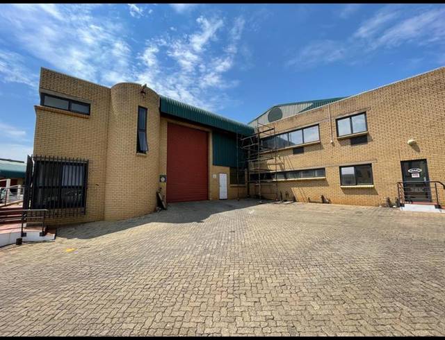 INDUSTRIAL PROPERTY TO RENT IN ROOIHUISKRAAL